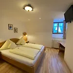 Lobmeyer 3*