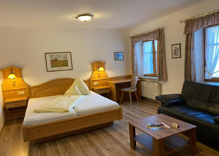 Hotel Lobmeyer 3*